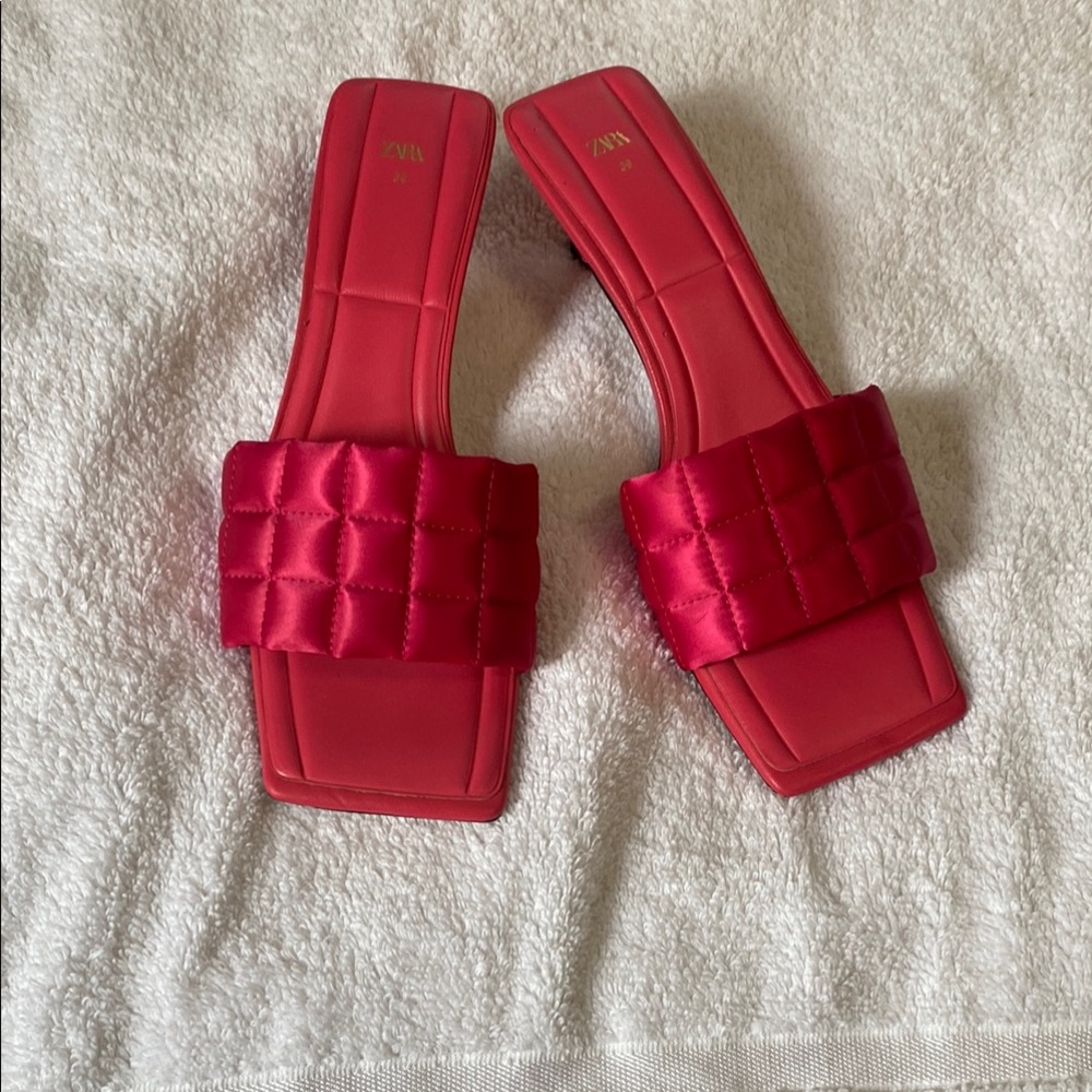 Zara hot pink Quilted Slide Sandals